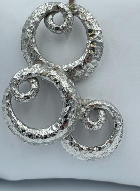 Orecchini realizzati a mano in argento 925