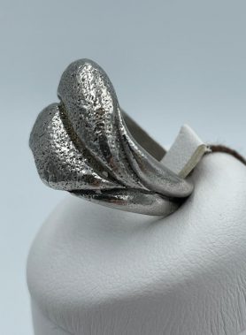 Anello labbra realizzato a mano in argento 925